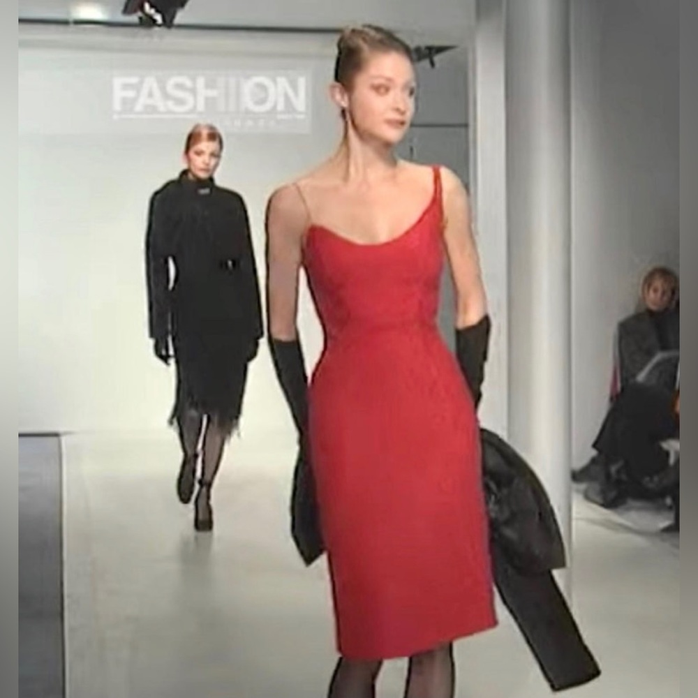 F/W 1999 Runway-Thierry Mugler Bouclé Dress w/ Chain Strap